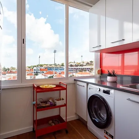 Stunning Belem Views Bright 2-bed Daire *