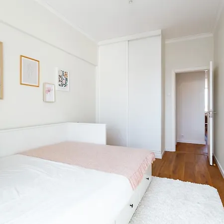 Stunning Belem Views Bright 2-bed